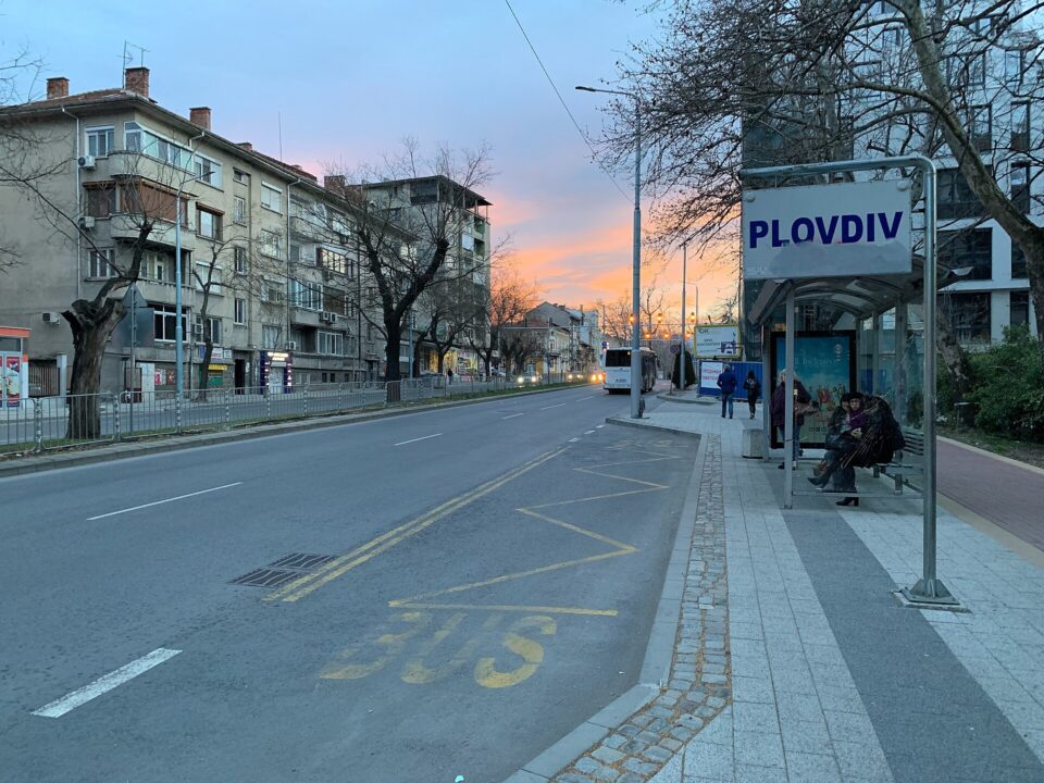 Автобусна спирка на бул. „Руски“ в Пловдив